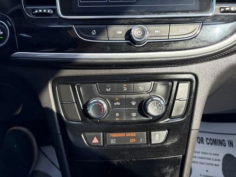Used 2021 Buick Encore Preferred w/ LPO, Active Package AWD/4WD image 19