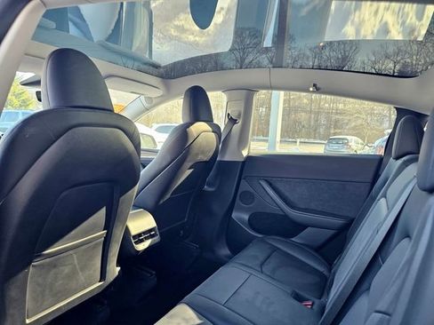 Used 2023 Tesla Model Y Long Range image 8