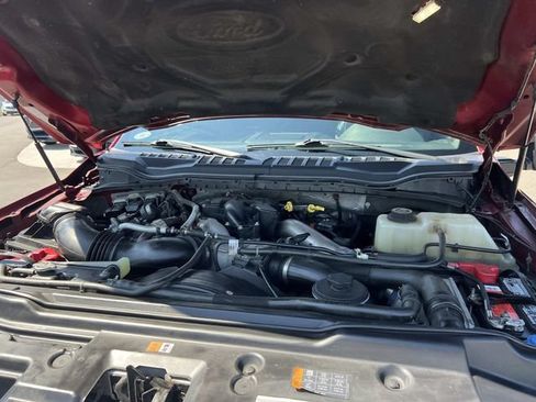 Used 2019 Ford F250 Platinum w/ Platinum Ultimate Package AWD/4WD image 9