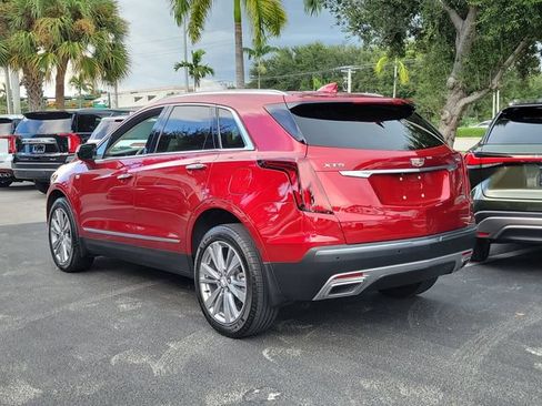 Certified 2024 Cadillac XT5 Premium Luxury FWD image 3