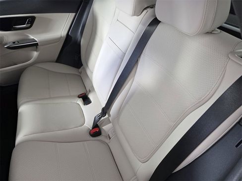 New 2026 Mercedes-Benz GLC 300 image 13