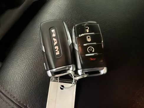 Used 2019 RAM 1500 Big Horn AWD/4WD image 20
