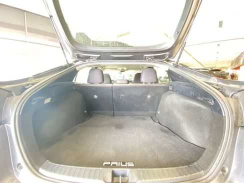 Used 2018 Toyota Prius One w/ Carpet Mat Package FWD image 25