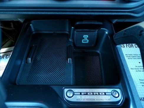 New 2025 Ford Bronco Badlands image 20