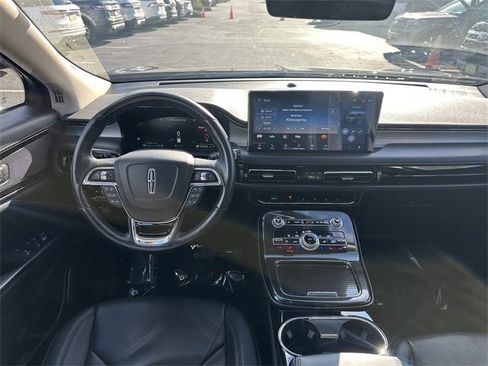 Certified 2022 Lincoln Nautilus Reserve image 13