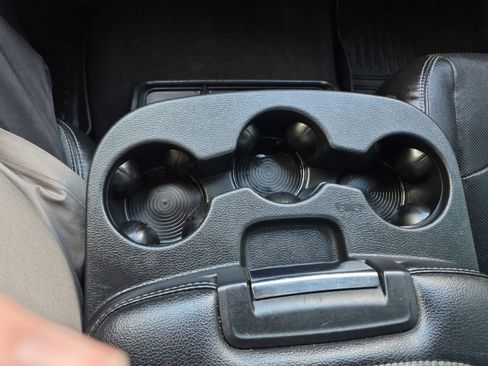 Used 2018 RAM 1500 Laramie image 28