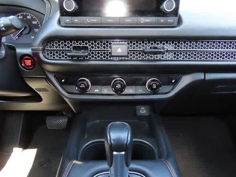 Certified 2024 Honda HR-V Sport image 21