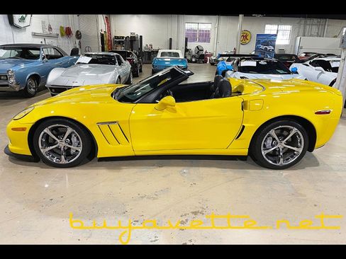 Used 2012 Chevrolet Corvette Grand Sport w/ 3LT Preferred Equipment Group image 8