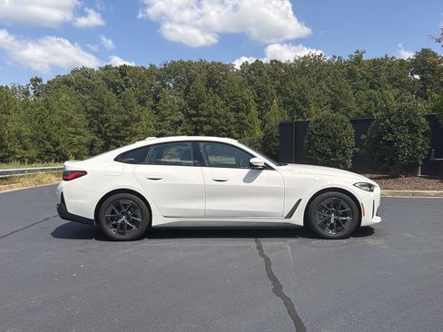 Used 2023 BMW i4 eDrive35 w/ Premium Package RWD image 5