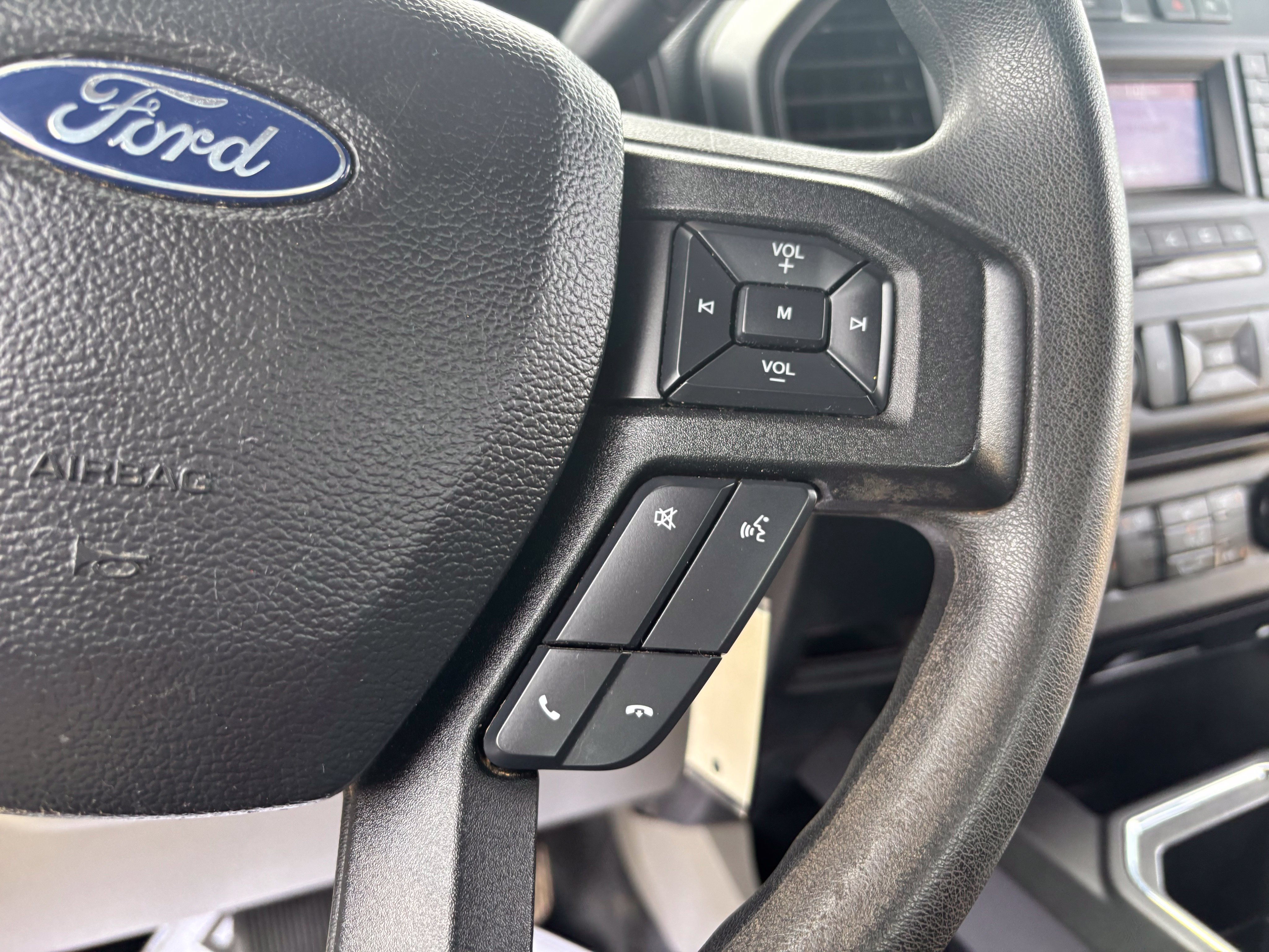 Used 2018 Ford F150 XL w/ Equipment Group 101A Mid AWD/4WD image 29
