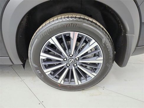 New 2026 Nissan Pathfinder Platinum image 58