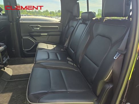 Used 2023 RAM 1500 Laramie AWD/4WD image 4