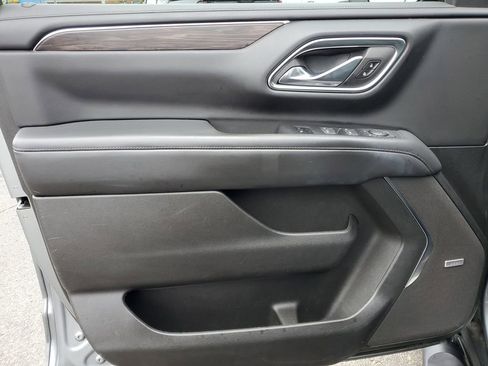 Used 2023 Chevrolet Suburban Z71 w/ Z71 Off-Road Package image 25