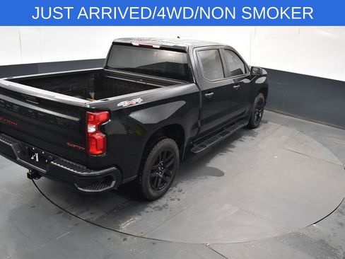 Used 2022 Chevrolet Silverado 1500 Custom w/ LPO, Blackout Package image 32