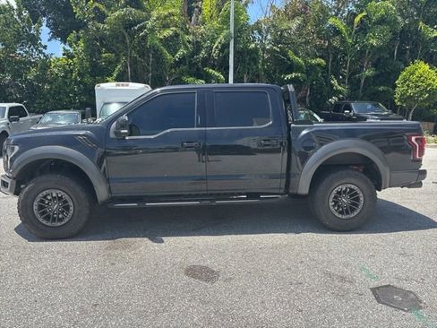 Used 2020 Ford F150 Raptor w/ Equipment Group 802A Luxury AWD/4WD image 4