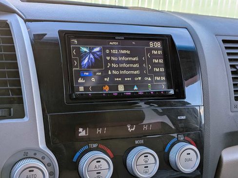 Used 2008 Toyota Tundra Limited image 32