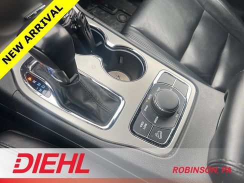 Used 2020 Jeep Grand Cherokee Limited image 14