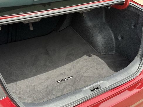 Used 2025 Nissan Altima 2.5 SV image 24