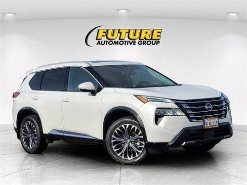 Certified 2024 Nissan Rogue Platinum w/ Platinum Premium Package image 1