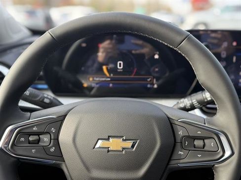 New 2026 Chevrolet Trax LT w/ Driver Confidence Package image 16