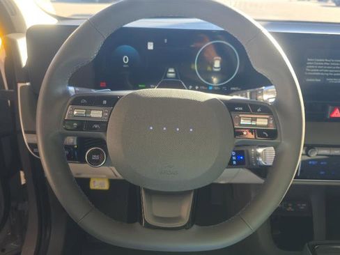 Used 2025 Hyundai Ioniq 5 Limited image 10
