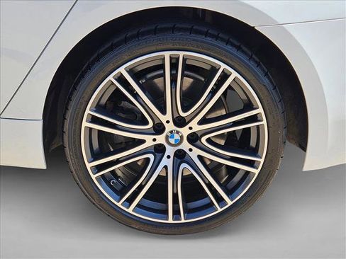 Used 2017 BMW 540i RWD image 25