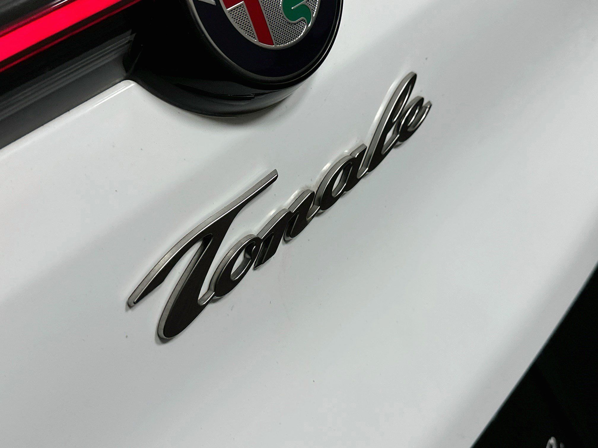 Used 2024 Alfa Romeo Tonale Veloce w/ Active Assist Package AWD/4WD image 27
