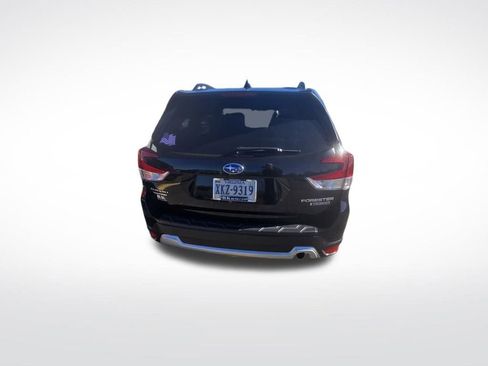 Used 2020 Subaru Forester Touring image 3