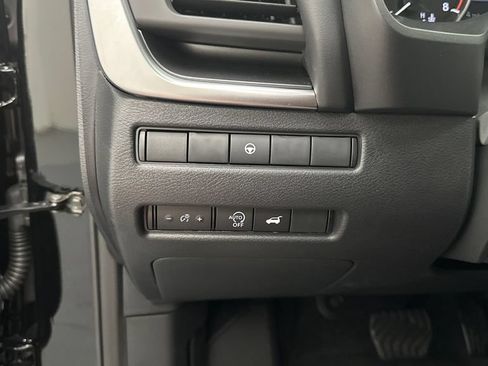 New 2026 Nissan Rogue SV w/ Cold Weather Package AWD/4WD image 19
