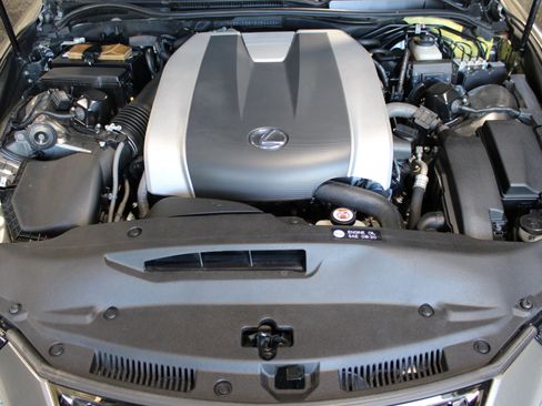 Used 2019 Lexus IS 350 F Sport w/ F Sport Package image 34