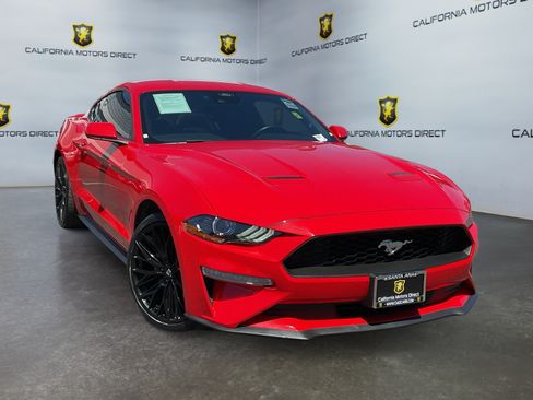 Used 2023 Ford Mustang Premium RWD image 3