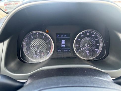 Used 2020 Hyundai Elantra SE FWD image 18