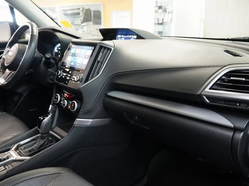 Used 2020 Subaru Forester Limited w/ Popular Package #3 image 30