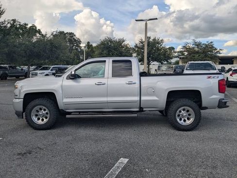 Used 2018 Chevrolet Silverado 1500 LTZ Z71 w/ LTZ Plus Package AWD/4WD image 6