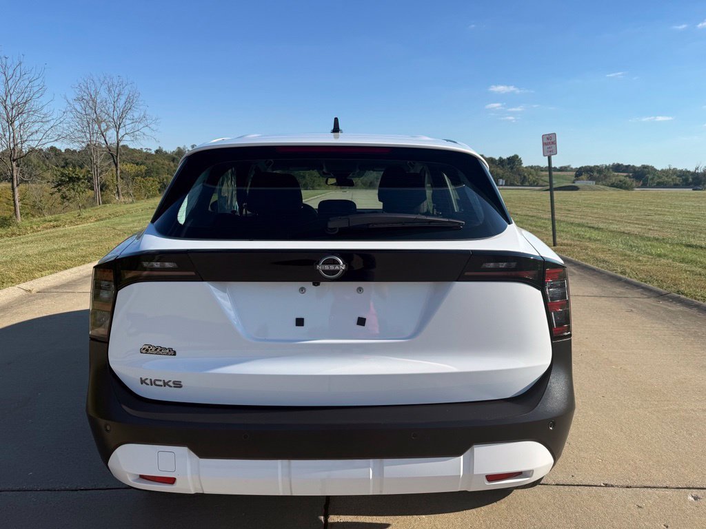 Used 2026 Nissan Kicks S FWD image 4
