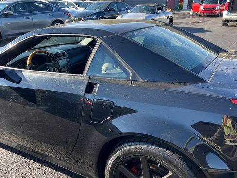 Used 2004 Cadillac XLR image 9