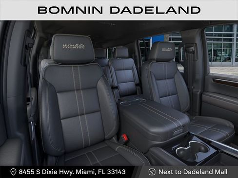 New 2026 Chevrolet Suburban High Country image 16