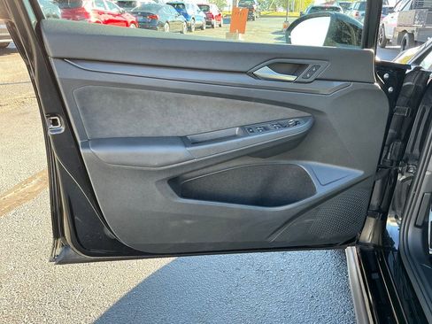 Used 2024 Volkswagen GTI SE image 14