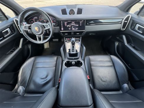 Used 2019 Porsche Cayenne image 20