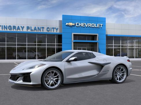 New 2027 Chevrolet Corvette Grand Sport RWD image 2