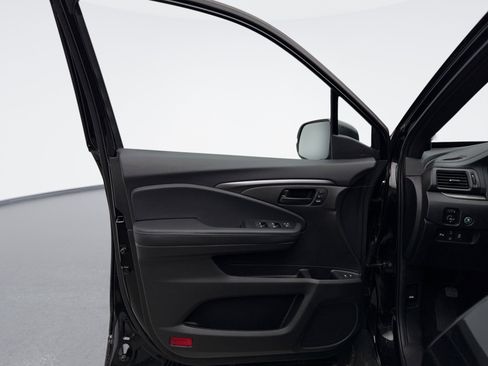 Used 2023 Honda Passport EX-L image 9