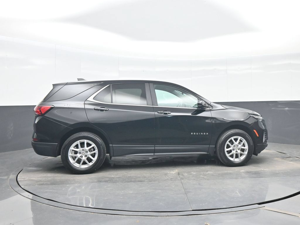 Used 2024 Chevrolet Equinox LT AWD/4WD image 7
