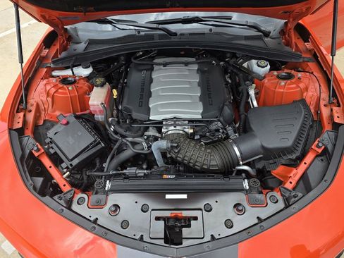 Used 2018 Chevrolet Camaro SS w/ Hot Wheels Edition RWD image 11