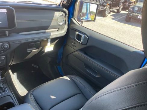 New 2025 Jeep Wrangler Sahara image 36