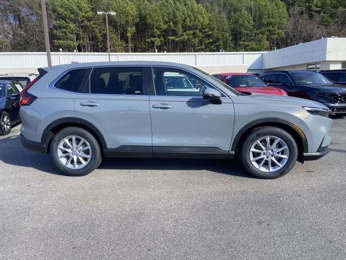 New 2026 Honda CR-V EX image 2