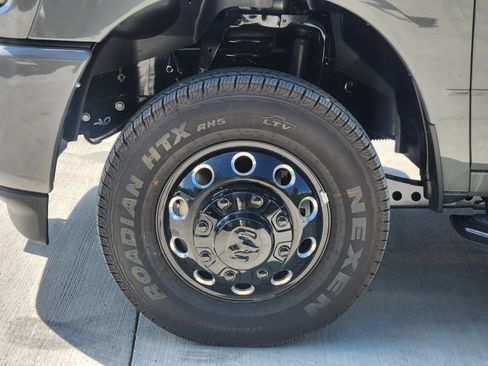 New 2026 RAM 3500 Lone Star AWD/4WD image 11