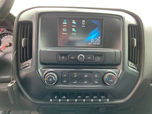 Used 2019 Chevrolet Silverado 2500 W/T image 13