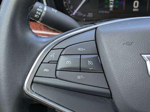 Used 2019 Cadillac XT5 Luxury FWD image 22