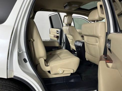 Used 2017 Toyota Sequoia Platinum RWD image 52
