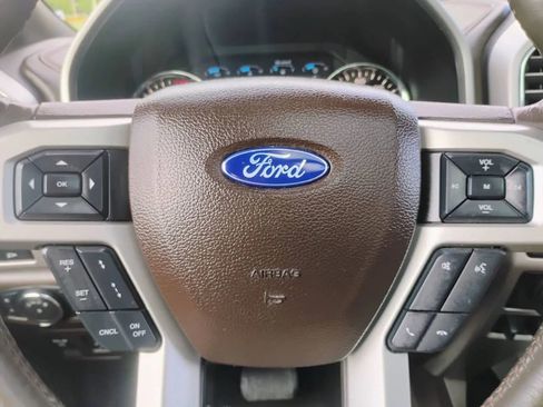 Used 2018 Ford F150 King Ranch w/ Equipment Group 601A Luxury image 22